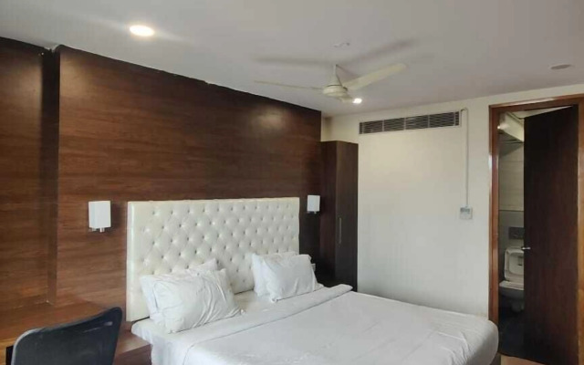 Hotel RN Grand