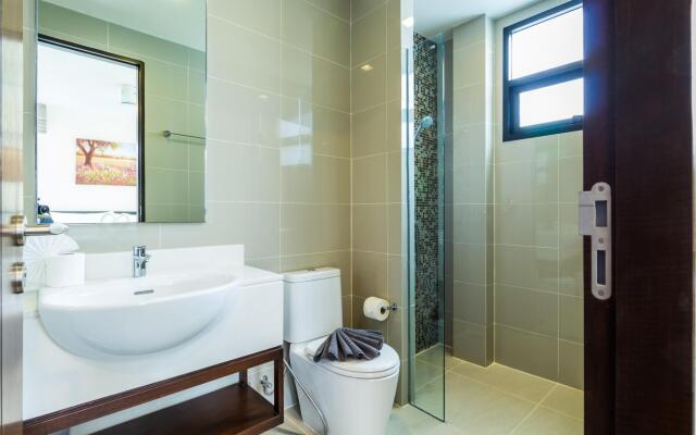 LP109 - Private pool and garden 5 bedroom villa in Laguna!