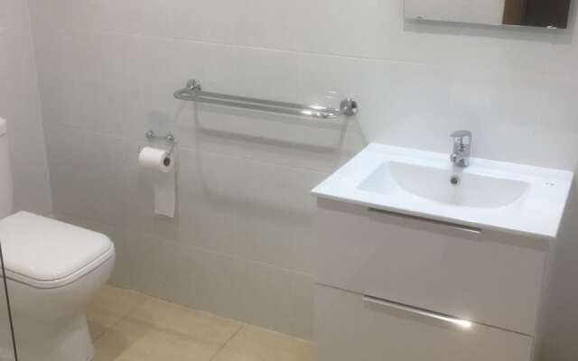 Beautiful 4-Bed det villa private pool sea views