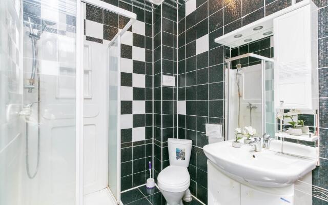 Праздничный Дом