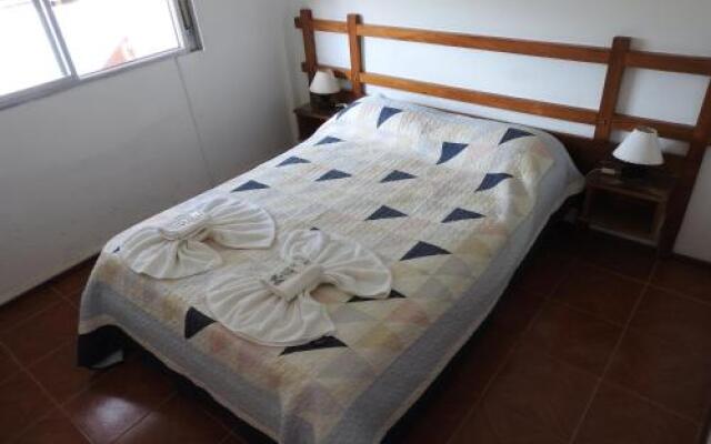Hotel Tiburones Club