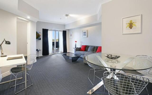 Sydney Airport Suites