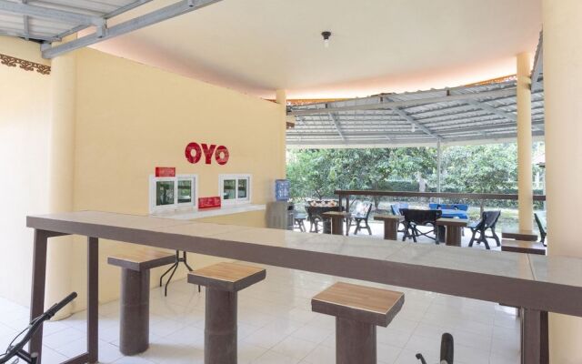 OYO 75359 Thaiburi Thara Resort