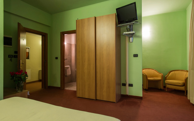 Hotel Lux