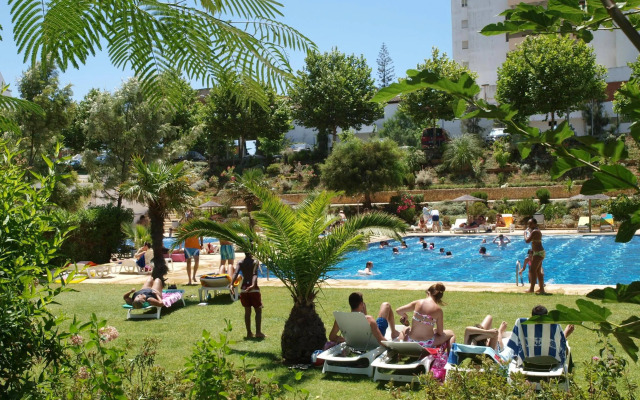 Apartamentos Jardins da Rocha