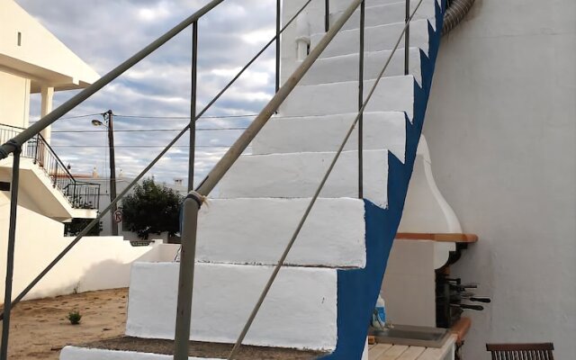 Sleep & Go Faro Airport Guest House