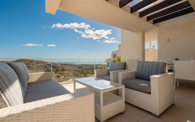 Marbella Hills - Luxury 3 Bed Flat W Sea Views