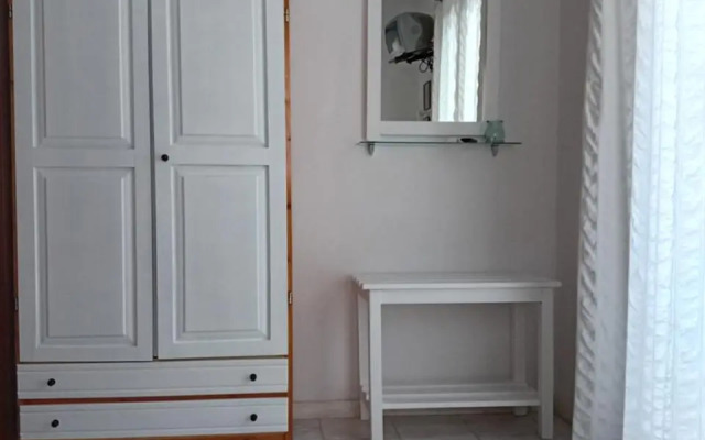 Selini House