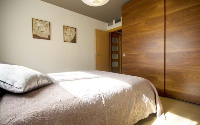 Apartamentos 16:9 Suites Almería