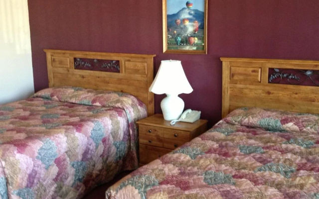 Purple Sage Motel