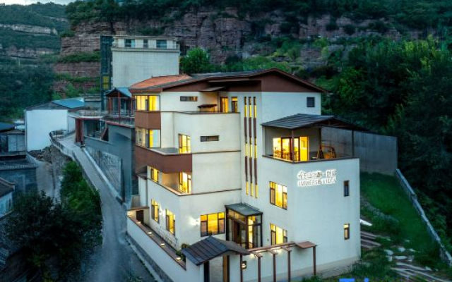 Immerse Villa