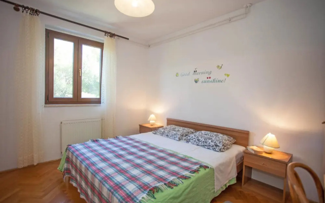 Apartments and Room Agata