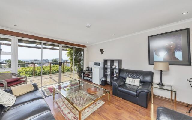 Anchor Bay Guest House