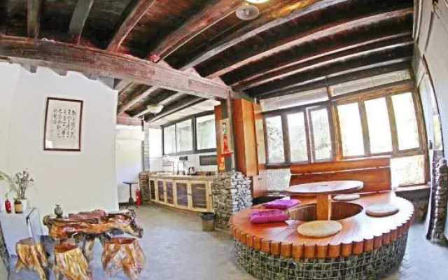 Moganshan Xiaomusen Hot Spring Holiday Home Stay