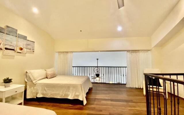 Beachfront Luxury Pent-House at Aquamarina, Cap Cana