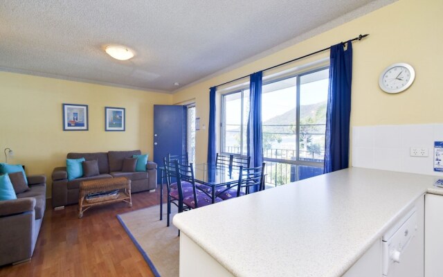 Shoal Towers, Unit 5/11 Shoal Bay Road