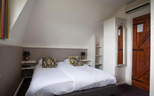 Logis Hotel De Tuinkamer