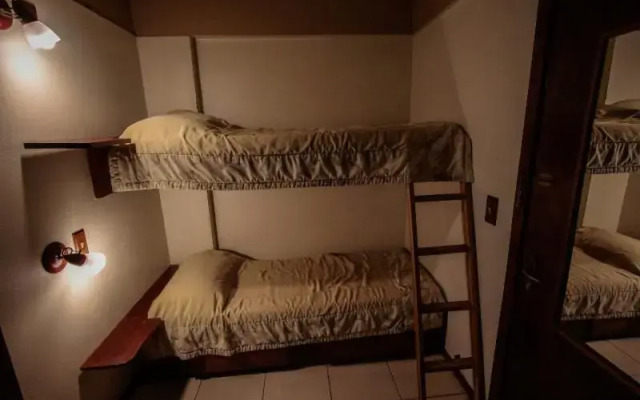 Flat no Residencial Pousada Serrano Centro Gramado