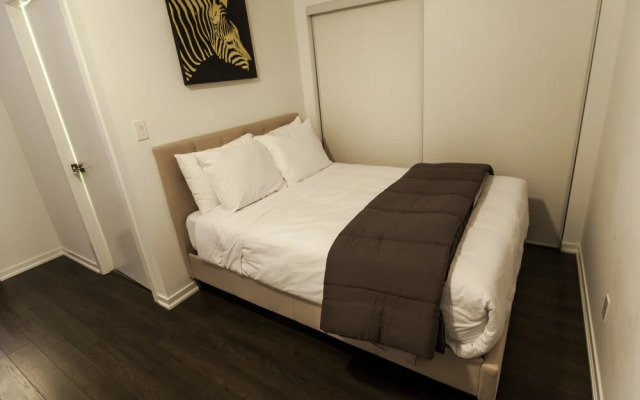 Life Suites Queen Street 2 Bed Apartment