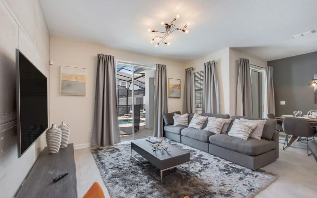 Lullaby Lane Villa Storey Lake