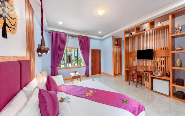 Cheata Residence