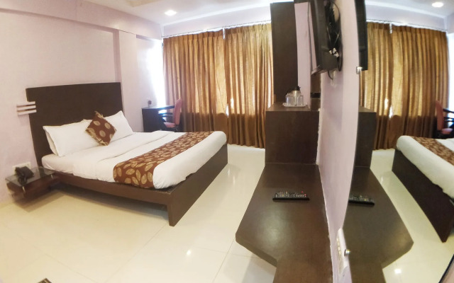 Hotel Kamran Residency - Near US Embassy