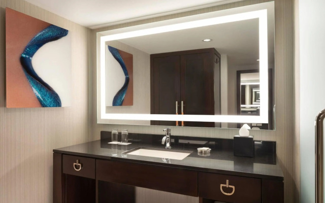 Renaissance Phoenix Downtown