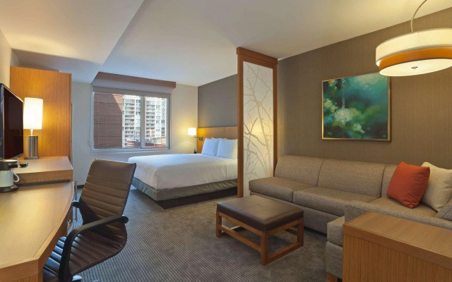 Hyatt Place Chicago/River North
