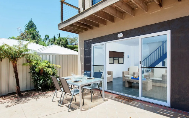 Tomaree Road, 58, Shoally Loft