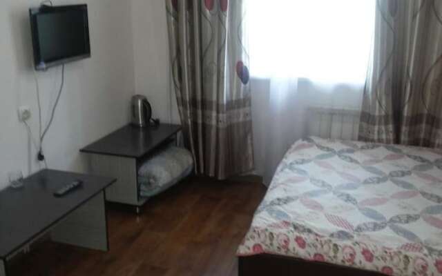 Kuze Hotel