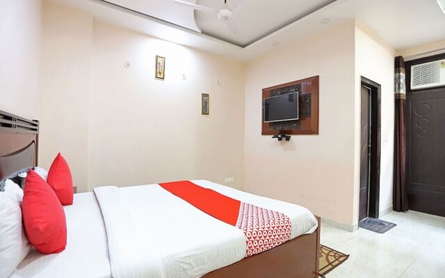 OYO 43691 Hotel Rbs Inn