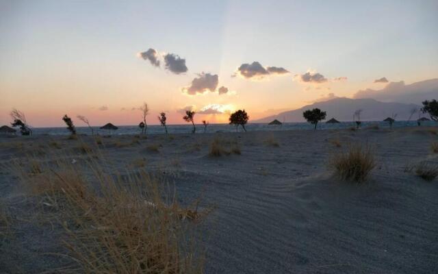 Afratias - private house at the beach