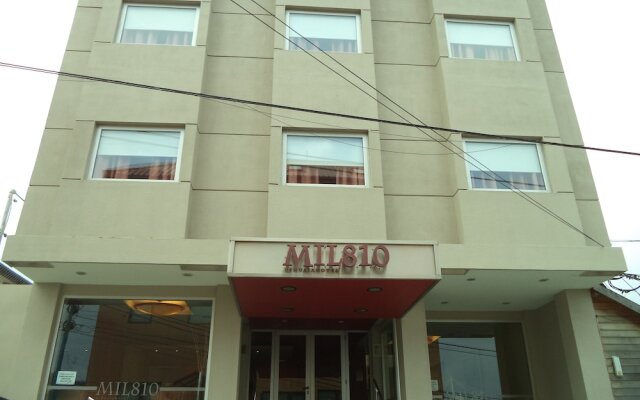 Hotel Mil 810
