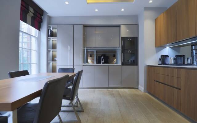 Beautiful Ideal 2 Bed 2 Bathroom In Central London