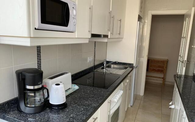 SERVICE APART LAZARO- Apartamentos Aguamarina 26