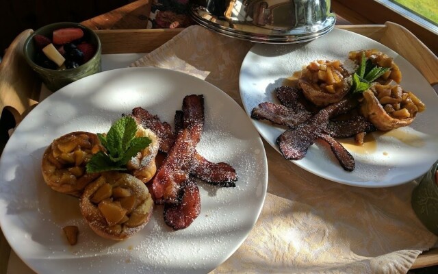 The Bluff on Whidbey B&B