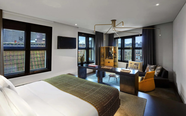 W Amsterdam