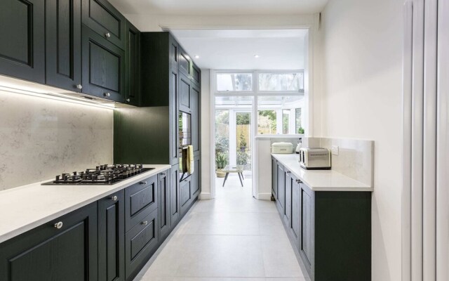 Terraced Edwardian House-poets' Corner
