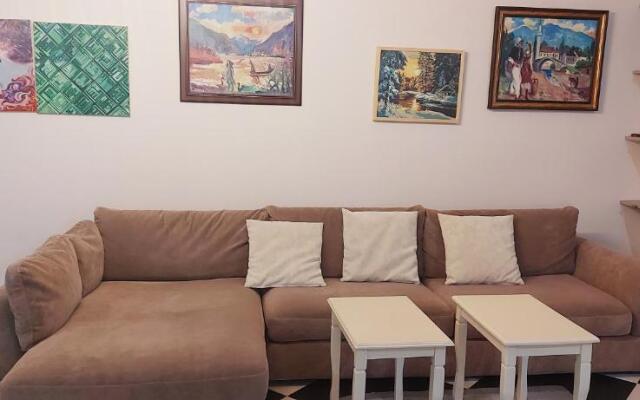 Lovely 3 bedroom Apartment in heart of Tirana