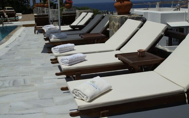 Paros Palace