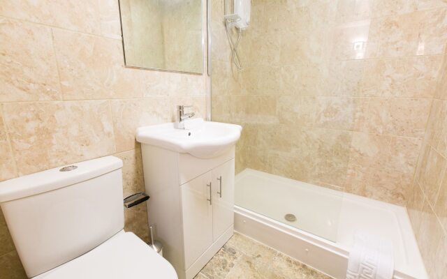 Belvilla Ilford Hill Hotel London