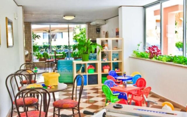 Hotel Atis