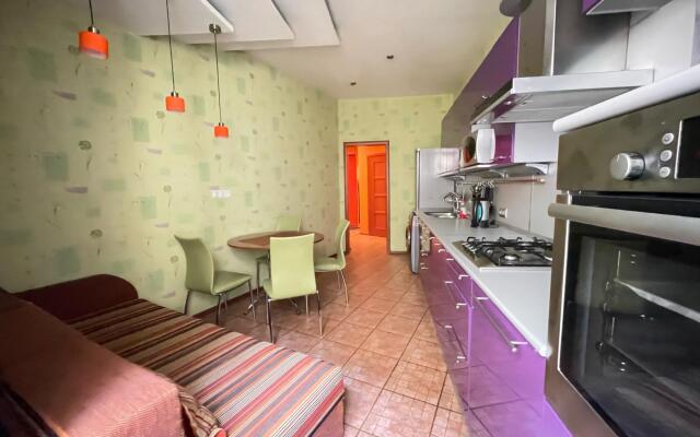 Апартаменты на улице Оружейника Федорова 15