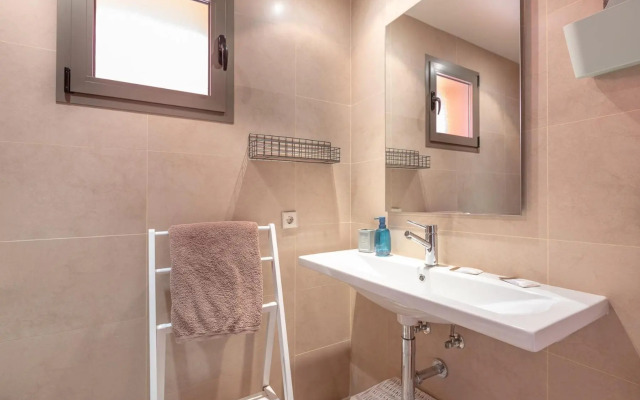 Sailor House in the new golden mile