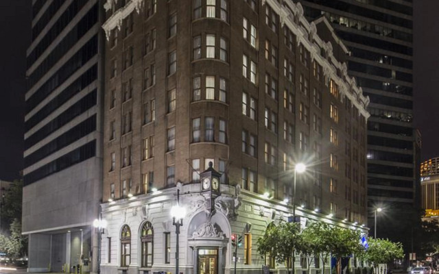 The Whitney Hotel