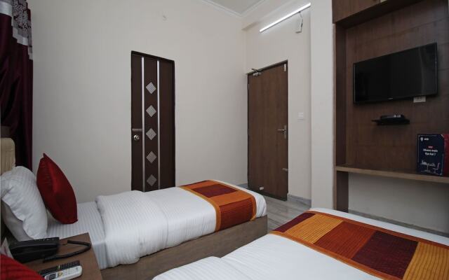 OYO 9231 Hotel Jinesh