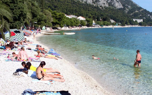 Apartment Gradac 6661a
