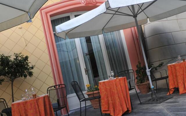 Residenza dEpoca Locanda del Cigno Nero