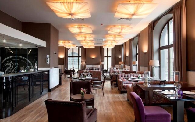 Astoria Hotel