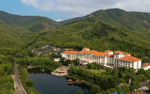Yixing Bamboos International Conference Center
